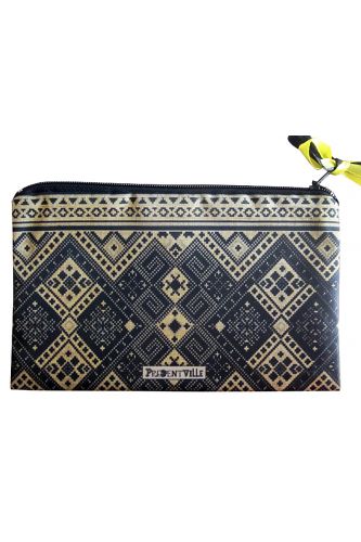 Косметичка Зелено-чорна вишиванка 