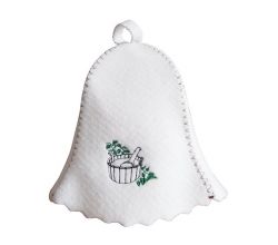 Hat for steam bath and sauna Barrel with a bailer