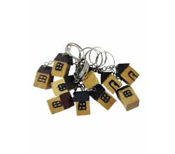 Брелок з дерева Хатинка