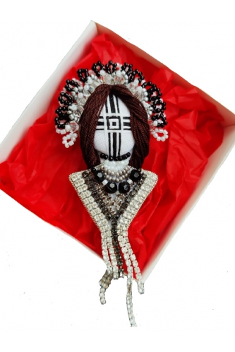  Шпилька лялька-мотанка коричневого кольру з камінцями