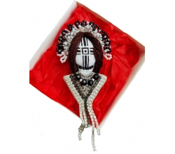  Шпилька лялька-мотанка коричневого кольру з камінцями