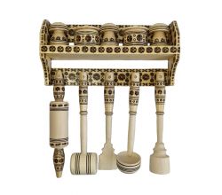 Набор На вешалке средний