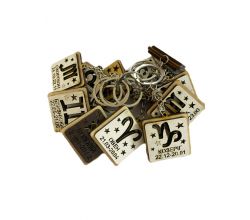 Брелок з дерева Гороскоп