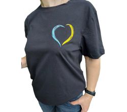 T-shirt Heart in the colors of Ukraine (black)