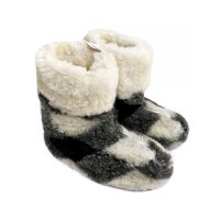 Sheepshkin booties Carpathians 